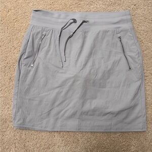 Atheta skort size 8T